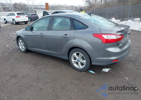 2013 Ford Focus Se z USA, uszkodzony, nr VIN 1FADP3F29DL120882